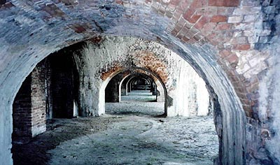 [ft-pickens-arches.jpg]