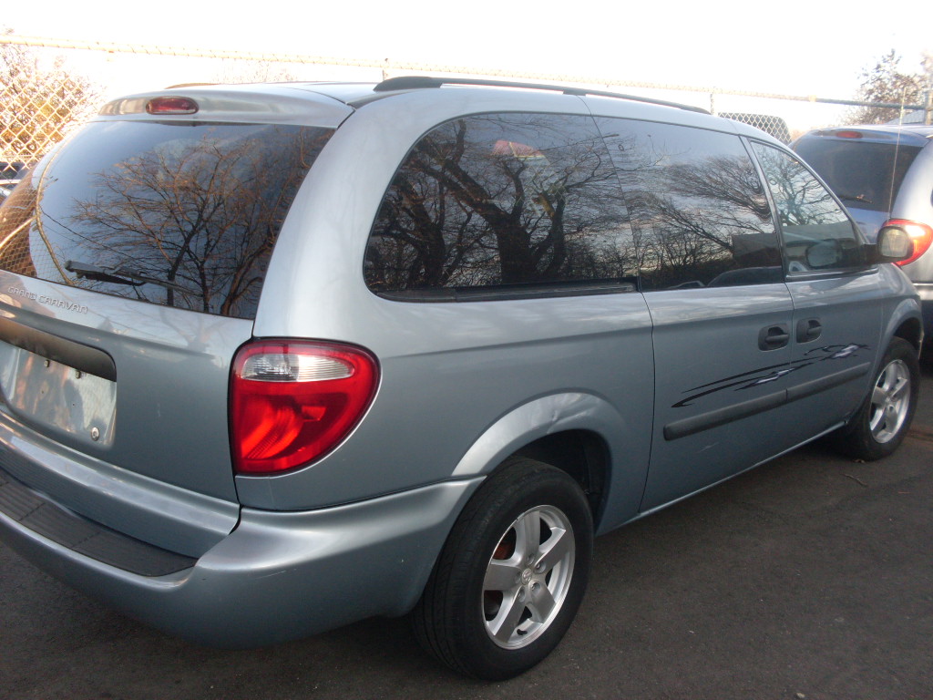james: 2006 dodge grand caravan