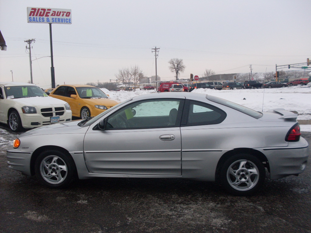 james: 2004 Pontiac Grand am gt