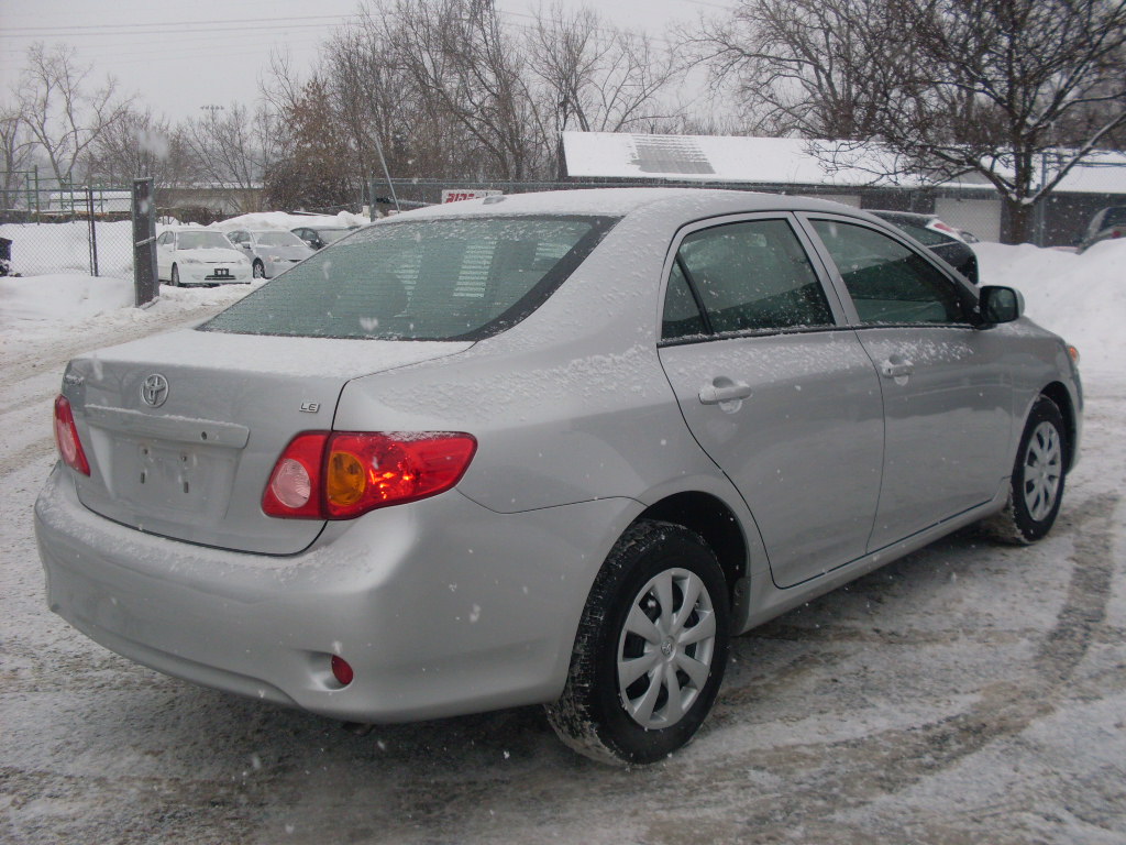 2010 Toyota corolla le parts
