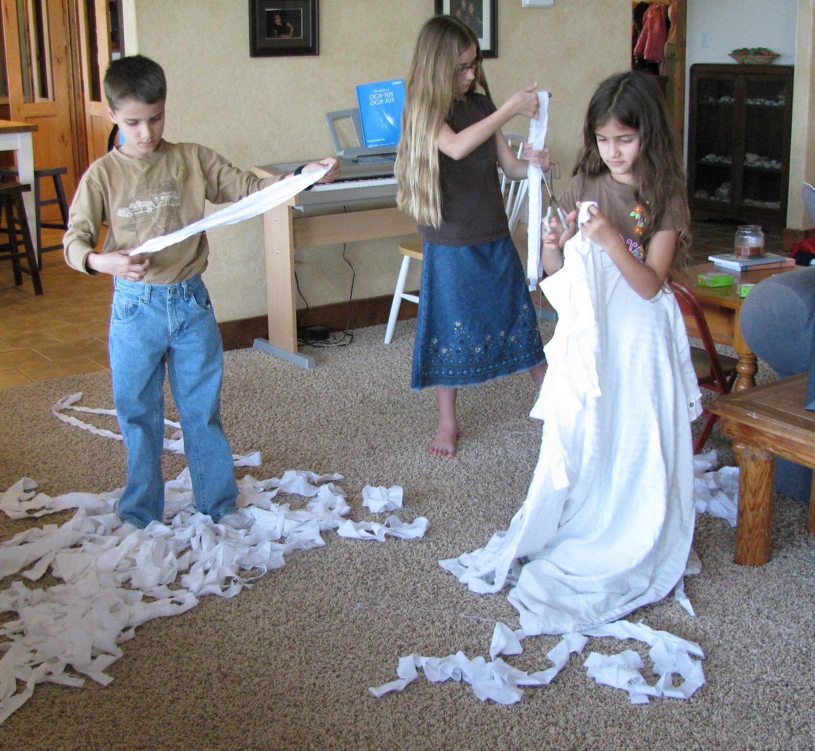 [kids+and+sheets.JPG]