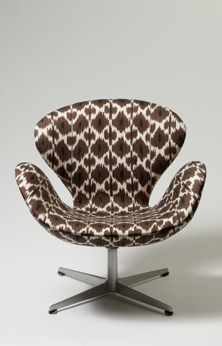 [BrownDaphne-SwivelChair-Front.jpg]