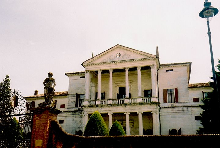 [sc02dc9199.jpg]