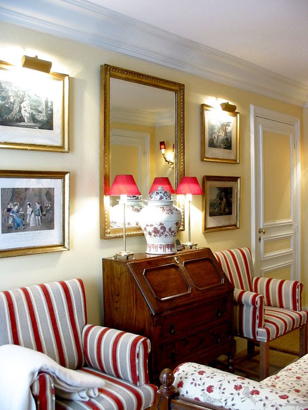 [Seine+Guest+Room+02.jpg]