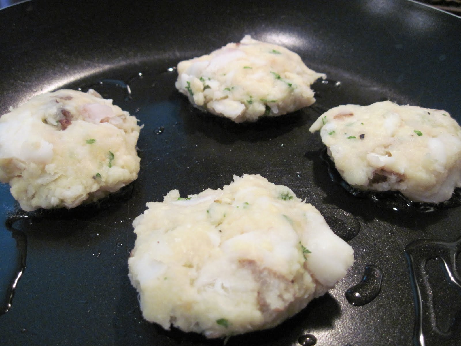 Mum in Bloom ~: Recipe: Cod Fish Cakes