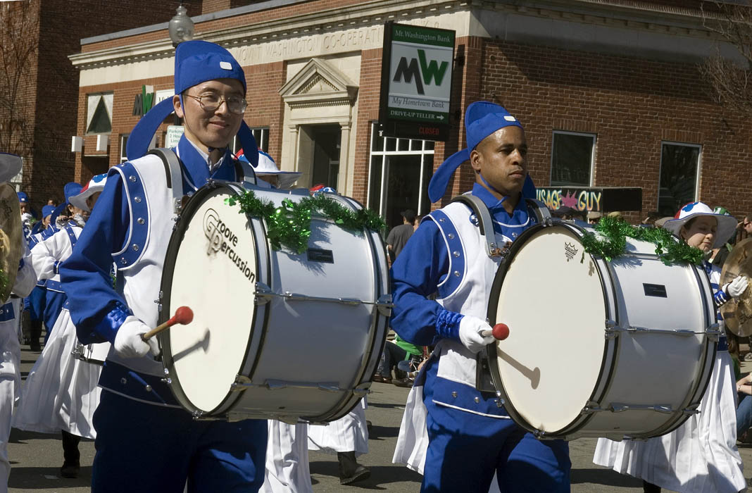 online news boston marathon poop runner