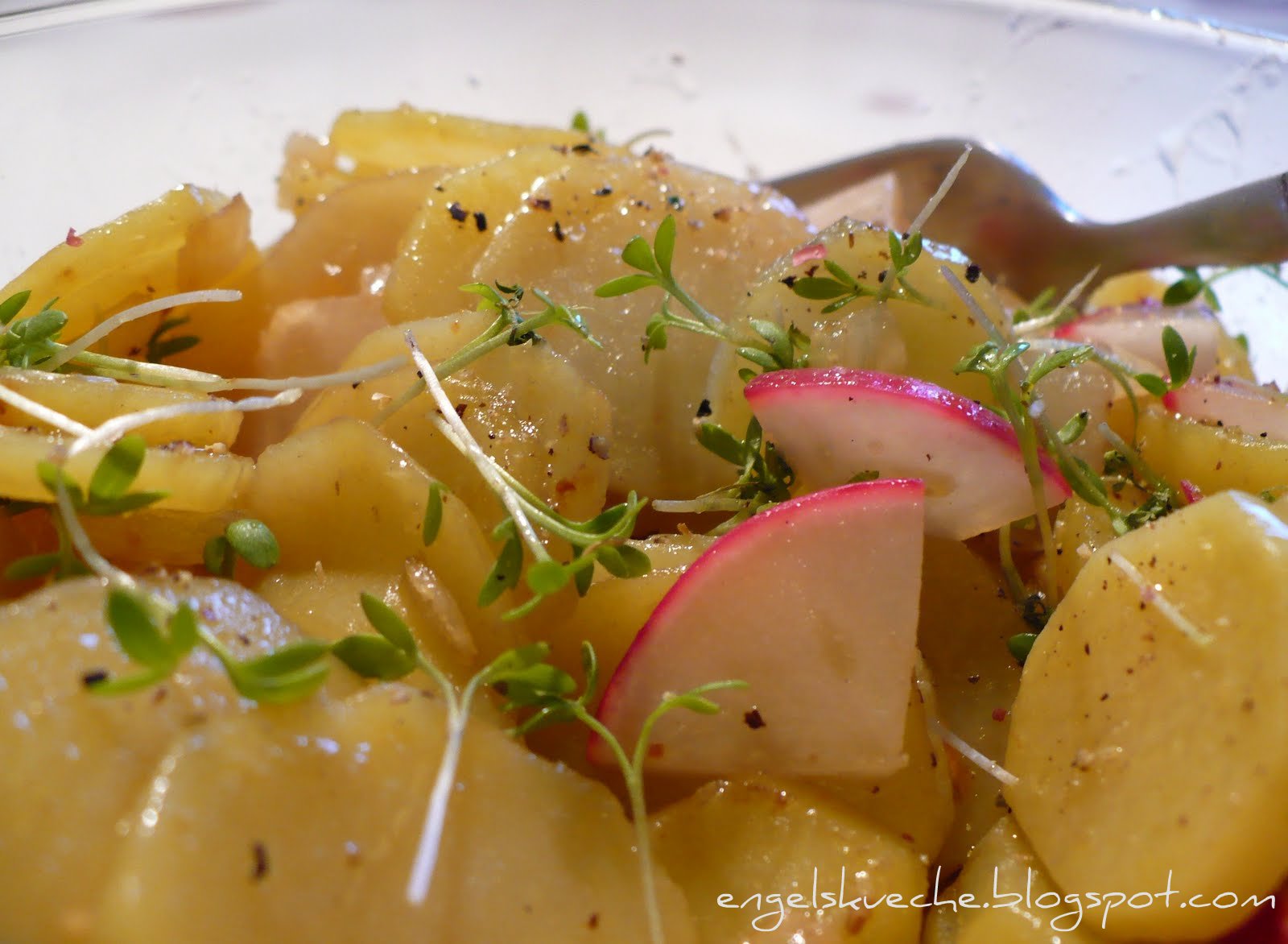 Essen aus Engelchens Küche: Kartoffelsalat mit Radieschen