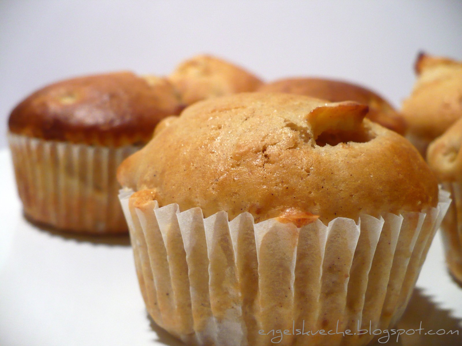 Essen aus Engelchens Küche: Apfel-Quark-Muffins mit Zimt