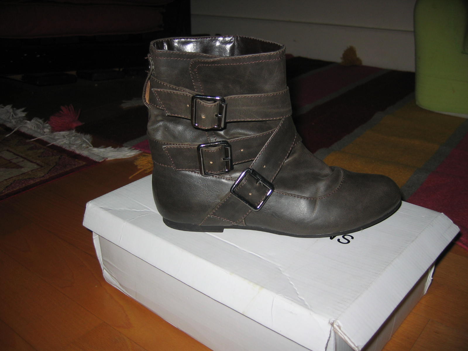 flat boots dorothy perkins