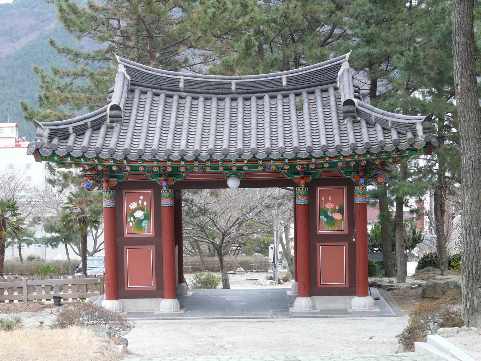 [P1070475.JPG]