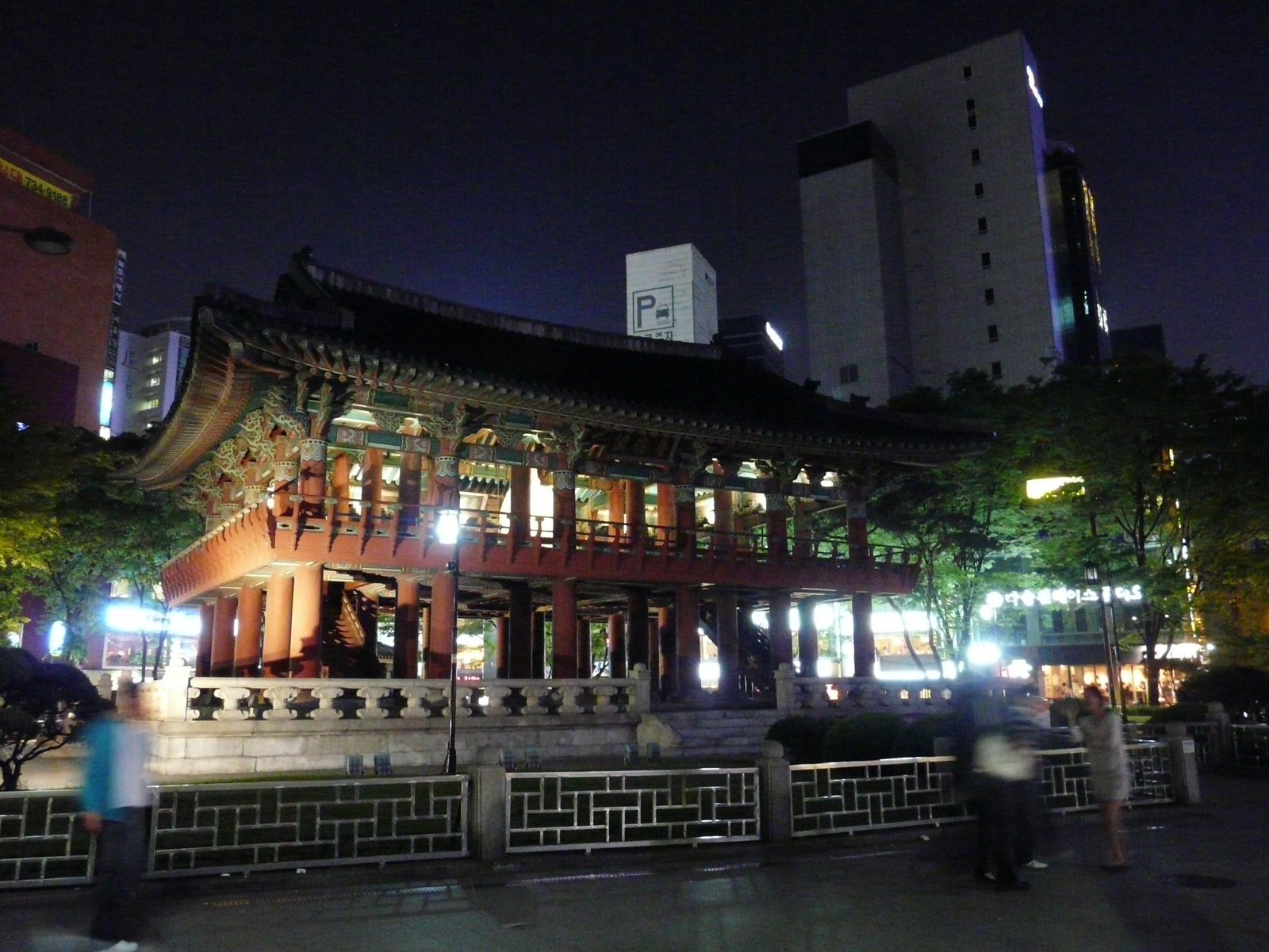 [P1090315.JPG]