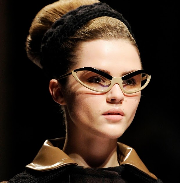 Cat eye glasses: the trend ~ Fashion & Style in Out