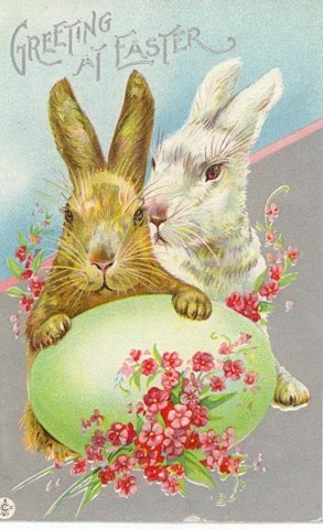 [free-vintage-printable-greeting-cards-easter-bunnies-with-green-easter-egg-and-pink-flowers.jpg]