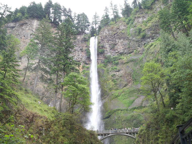 Moltnomah Falls