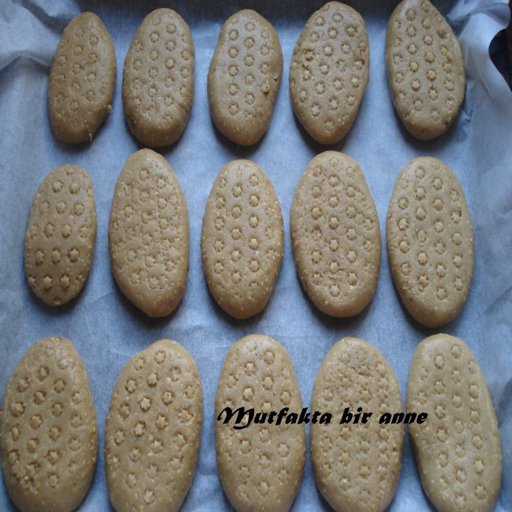 YEMEK MUCİZELERİ LEBLEBİ UNLU KURABİYE
