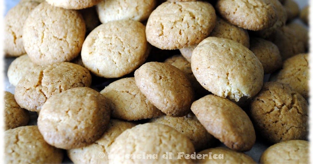 Biscotti agli amaretti