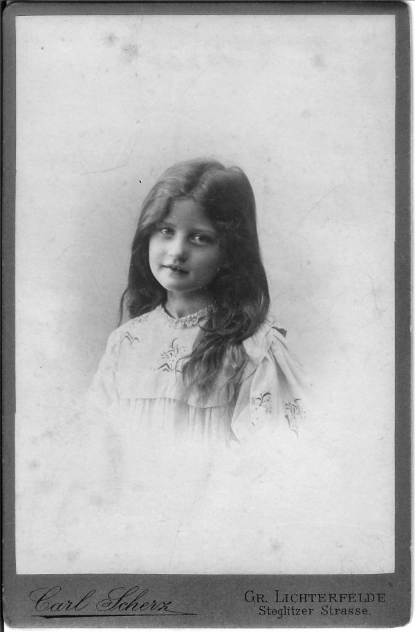 [Old+Postcard#1.jpg]