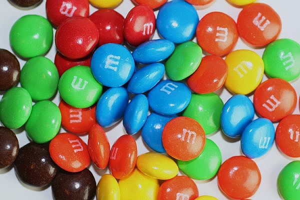 [MnMs.jpg]