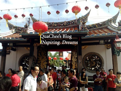 chinese new year malacca, cheng hon teng temple entrance