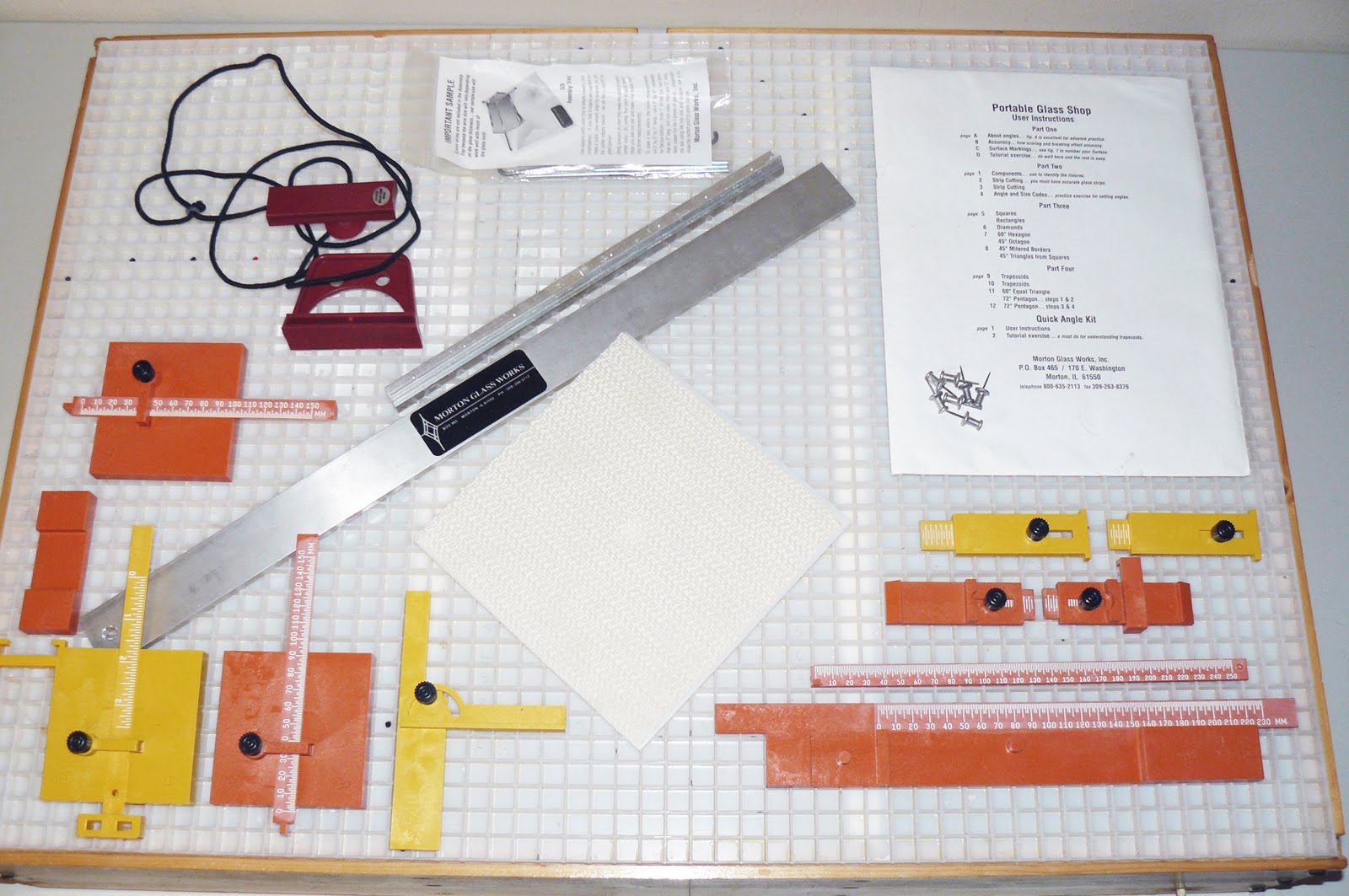 Funky fused glassy goodies & contemporary crafts with a retro twist