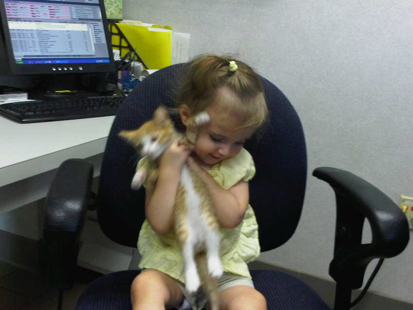 [G+holding+kitten+at+AHC.jpg]