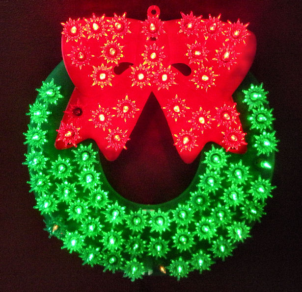 Capt. Spaulding's World Metro Kansas City Neighborhood Christmas