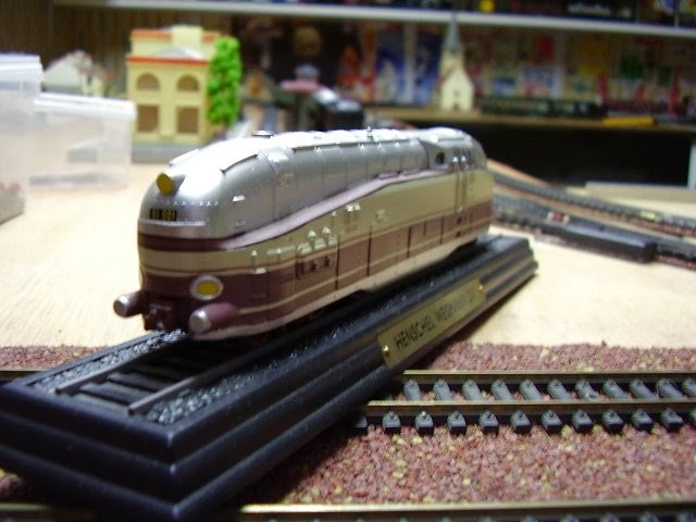 Locomotive Vapeur Fleischmann 232 Carénée Reich Bahn Avec Tender, époque 3, CC