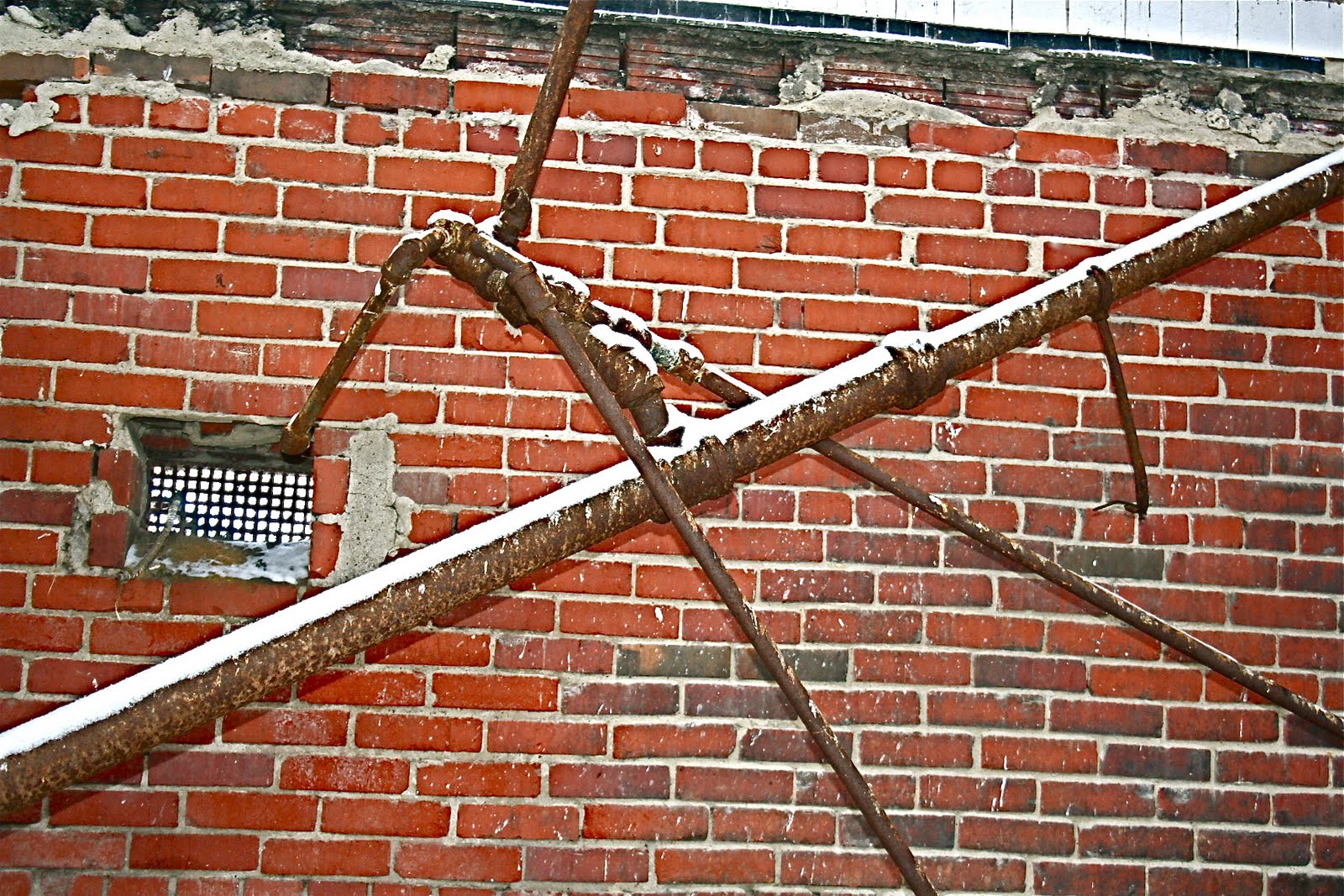 coloredellavita The King Coal Hotel