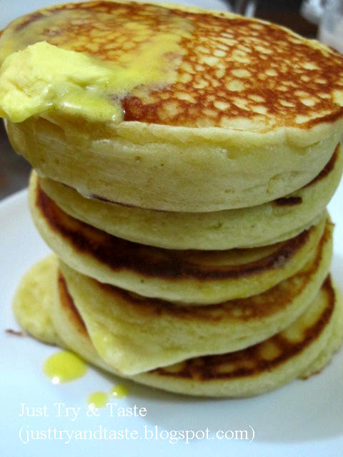 Resep Pancakes - Simple Pancake, Lembut dan Sedap! 