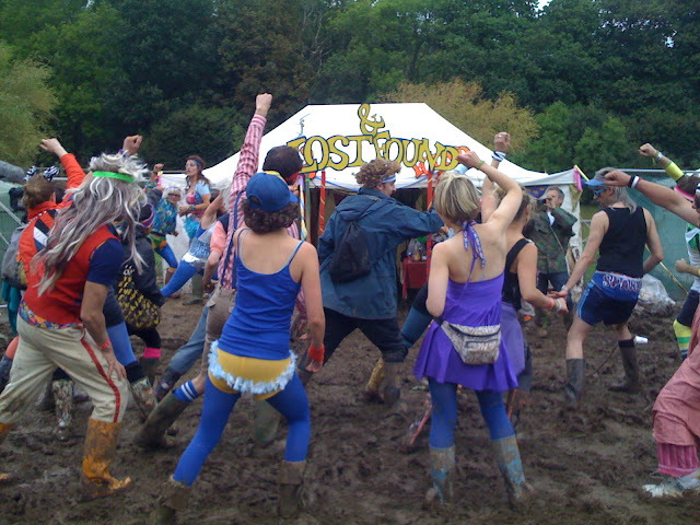 aerobics in the mud. Bestival pic:kerstin rodgers/msmarmitelover