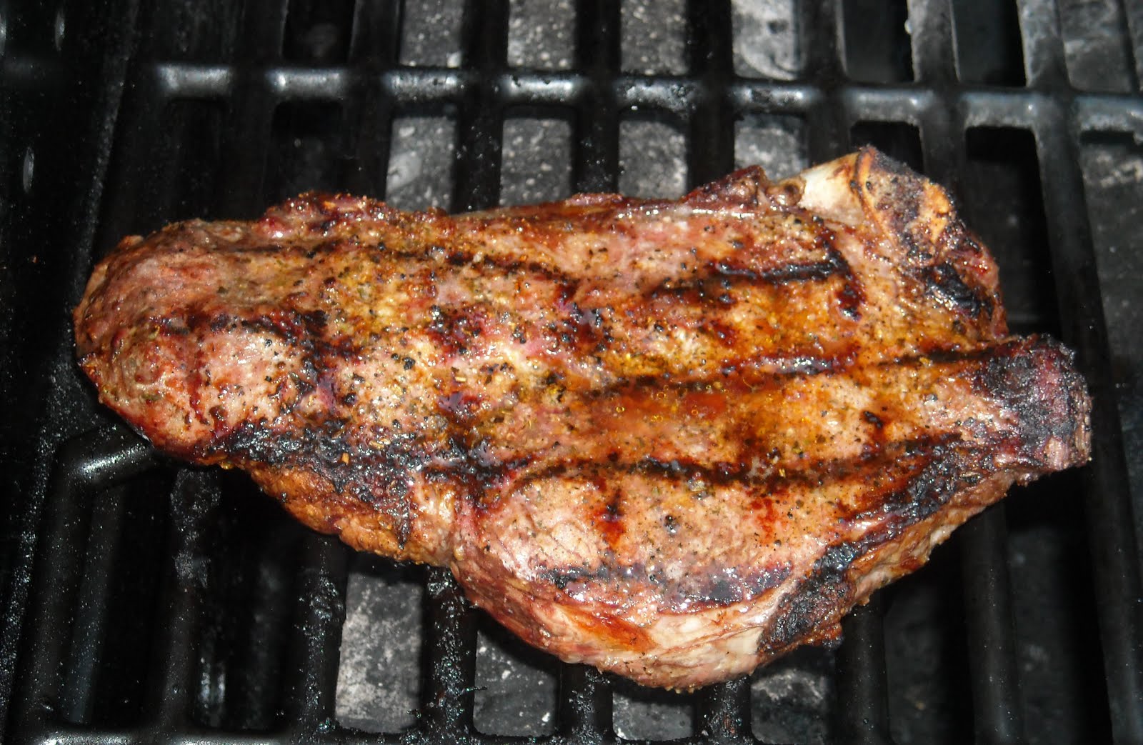 NY STRIP STEAK BONEIN Grill Thrill