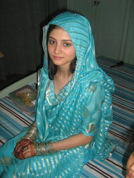 Pak Desi Girls In Tight Shalwaar Kameez Huge Collection Of Girls Pix 