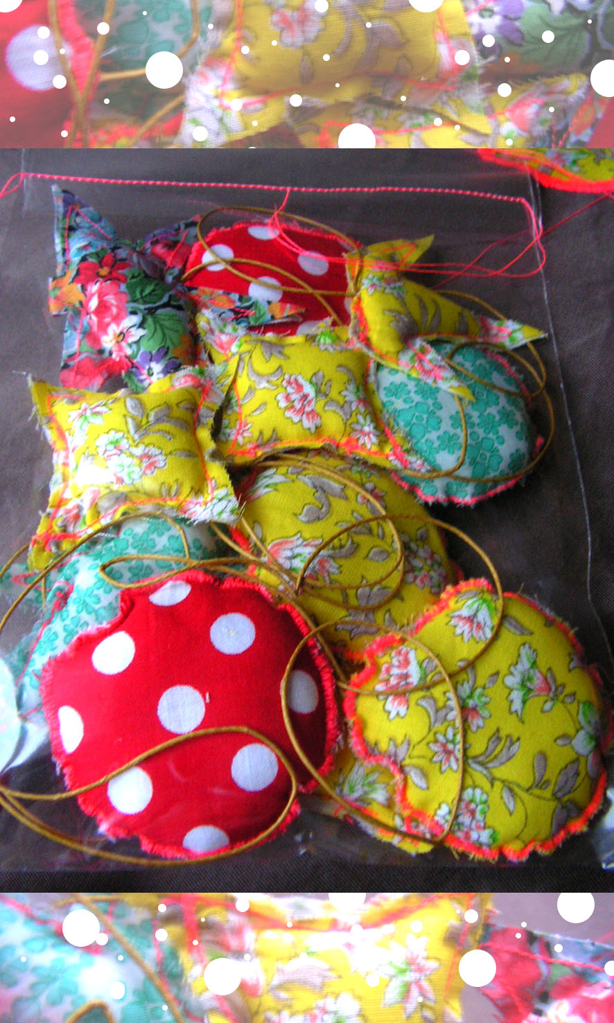 Jeanette Cloum: Décoration de sapin en tissu--- Jeanette Cloum: Décoration de sapin en tissu---