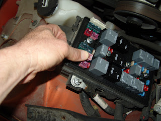 2004 Pontiac Grand Prix, No Blower 2004 grand prix fuse box wiring 