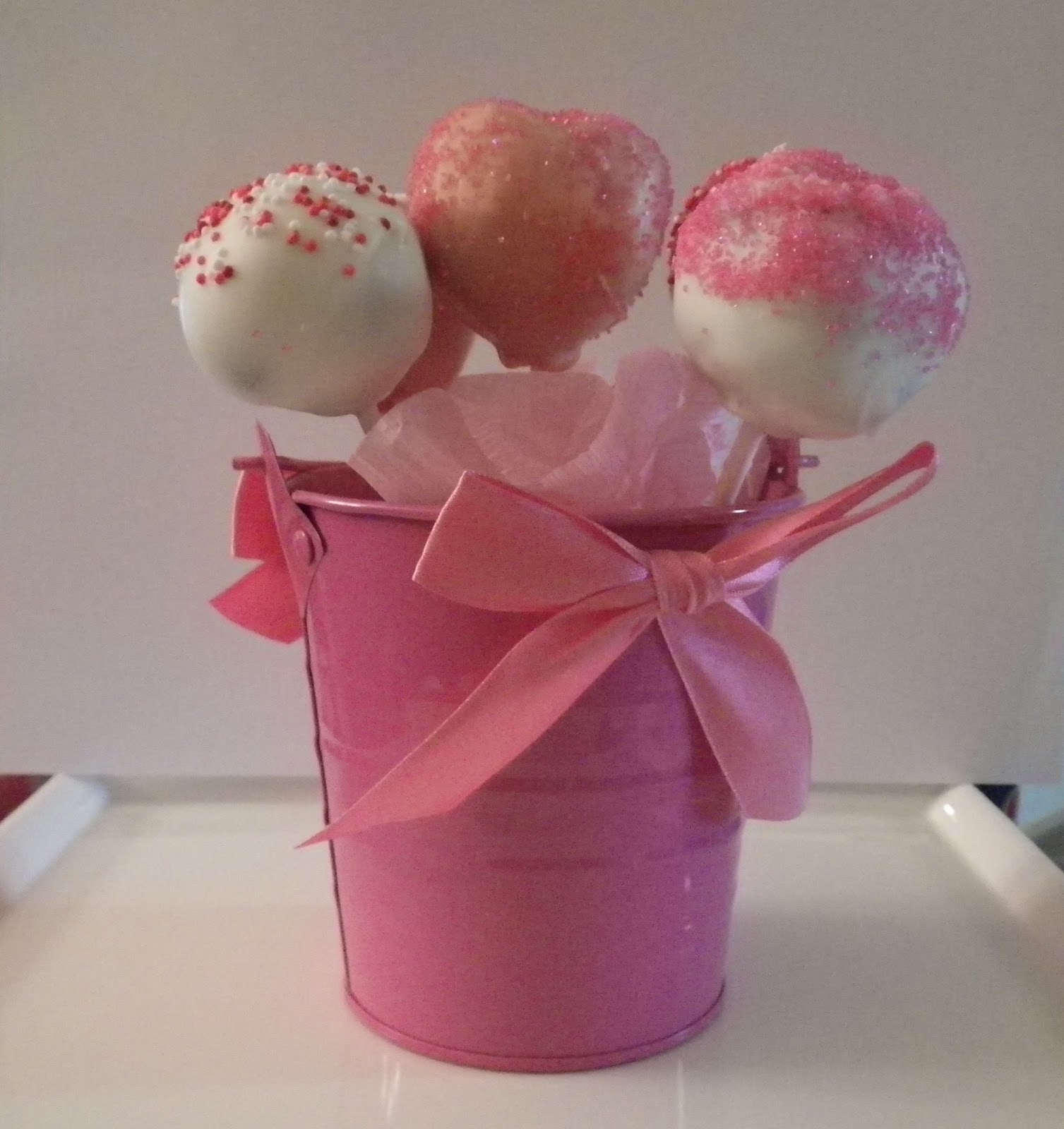 Simply Cake: Valentine's Day Cake Pops