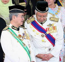 Pakaian Istiadat Kerajaan Malaysia