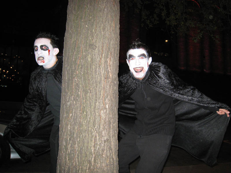 [seb_gui_vampires.jpg]