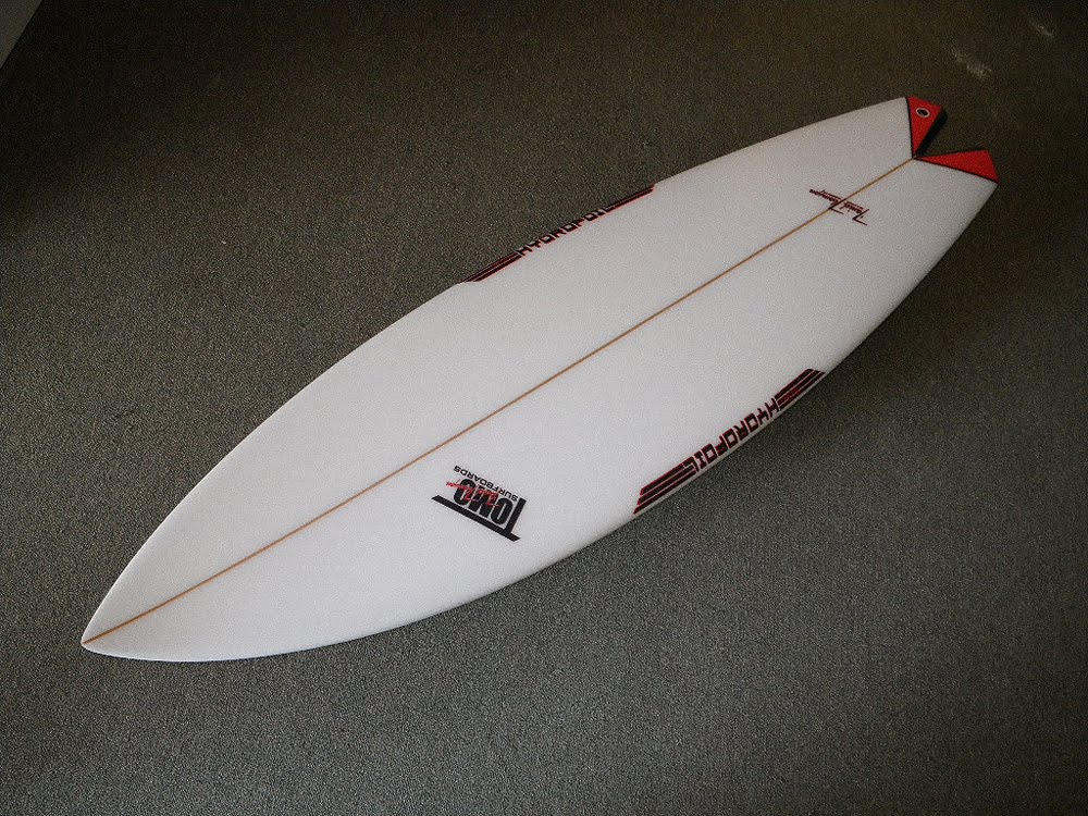 [5_8_tomo_surfboard.jpg]