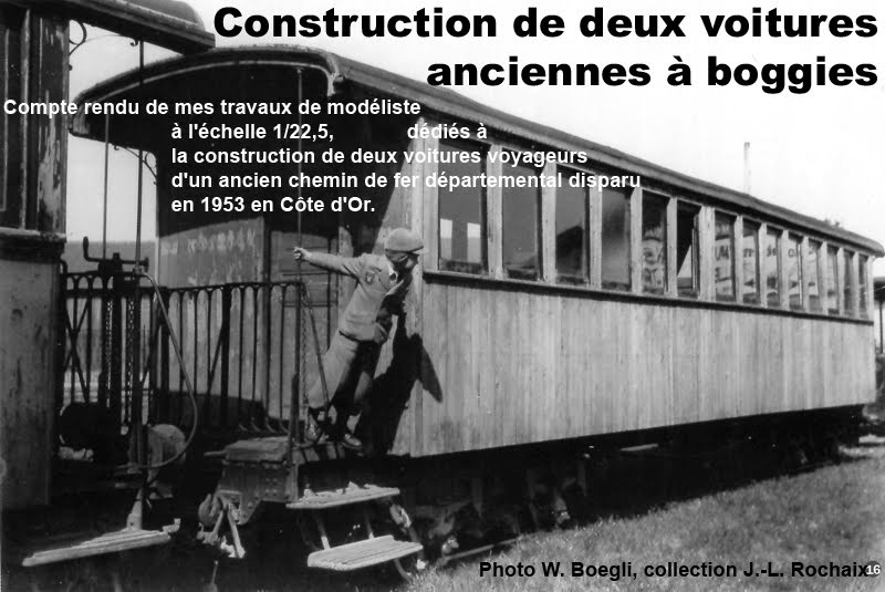 Construction de deux voitures anciennes à l'échelle 1/22,5