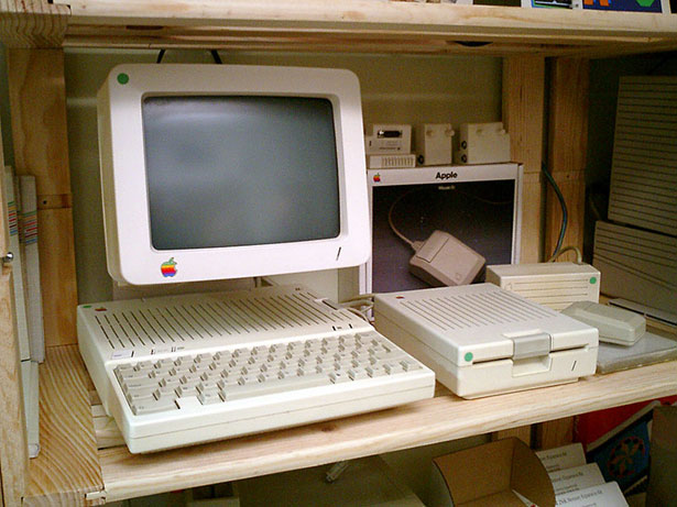 [apple_iicb.jpg]