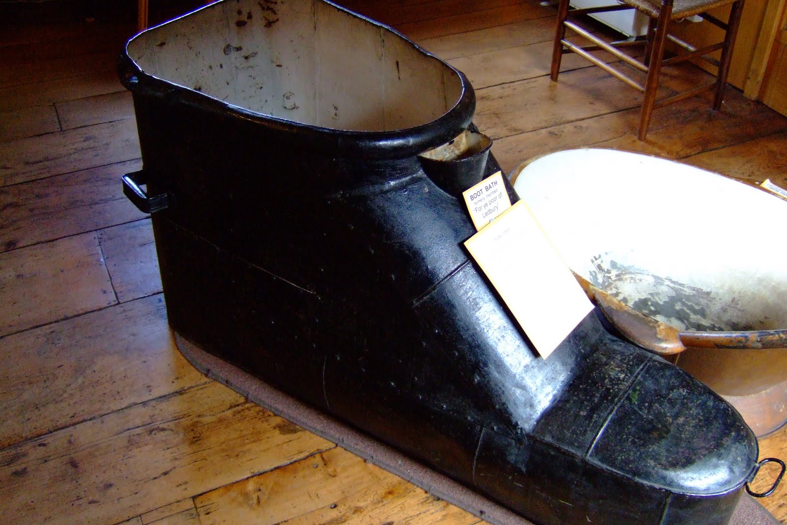 PHOTOS2PLEASEU BOOT BATH