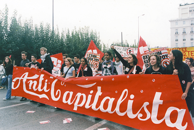 Το πανό των Anti-Capitalista