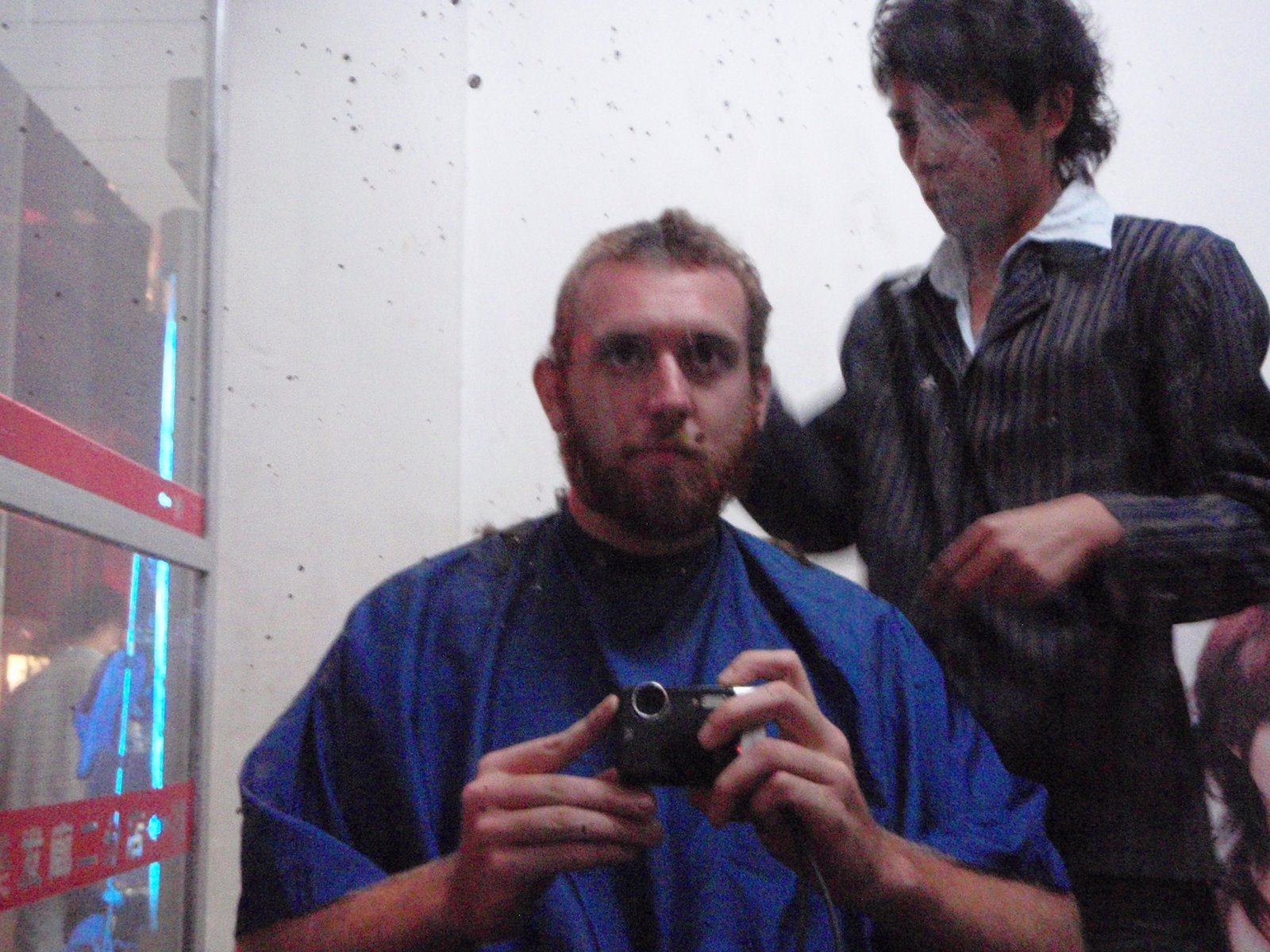 [andy+creepy+haircut.JPG]