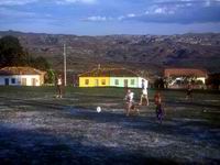 Campo de futebol antes da reforma...