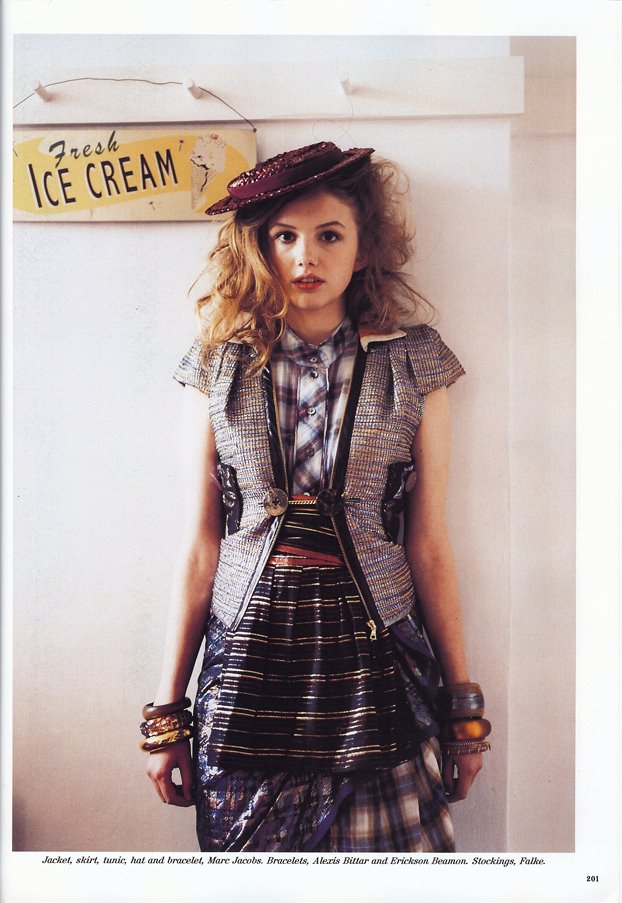 [hannah+murray+in+lula+2.jpg]