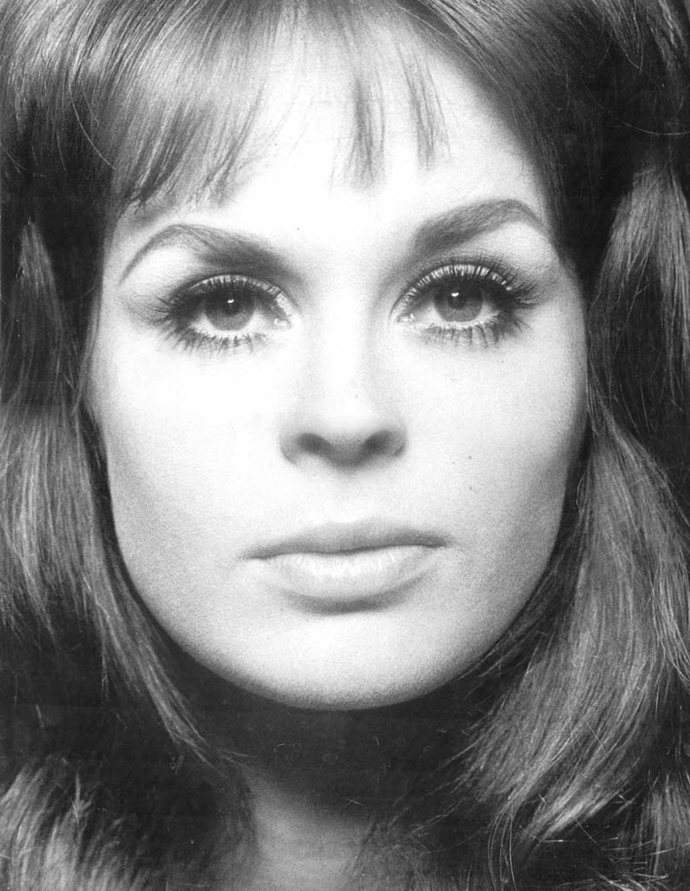 [Carol+Cleveland+2.jpg]