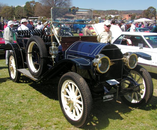 on four wheels 2010 Queanbeyan Swap Meet American Car Show Part 5