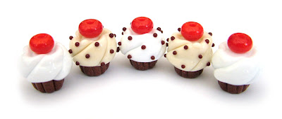 Lampwork Cupcake Beads With Cherries