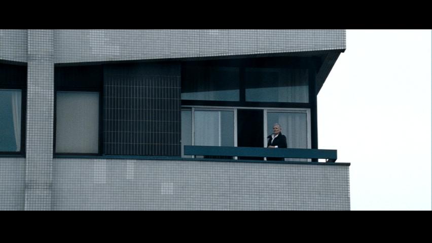 [QUANTUM_OF_SOLACE-34.jpg]