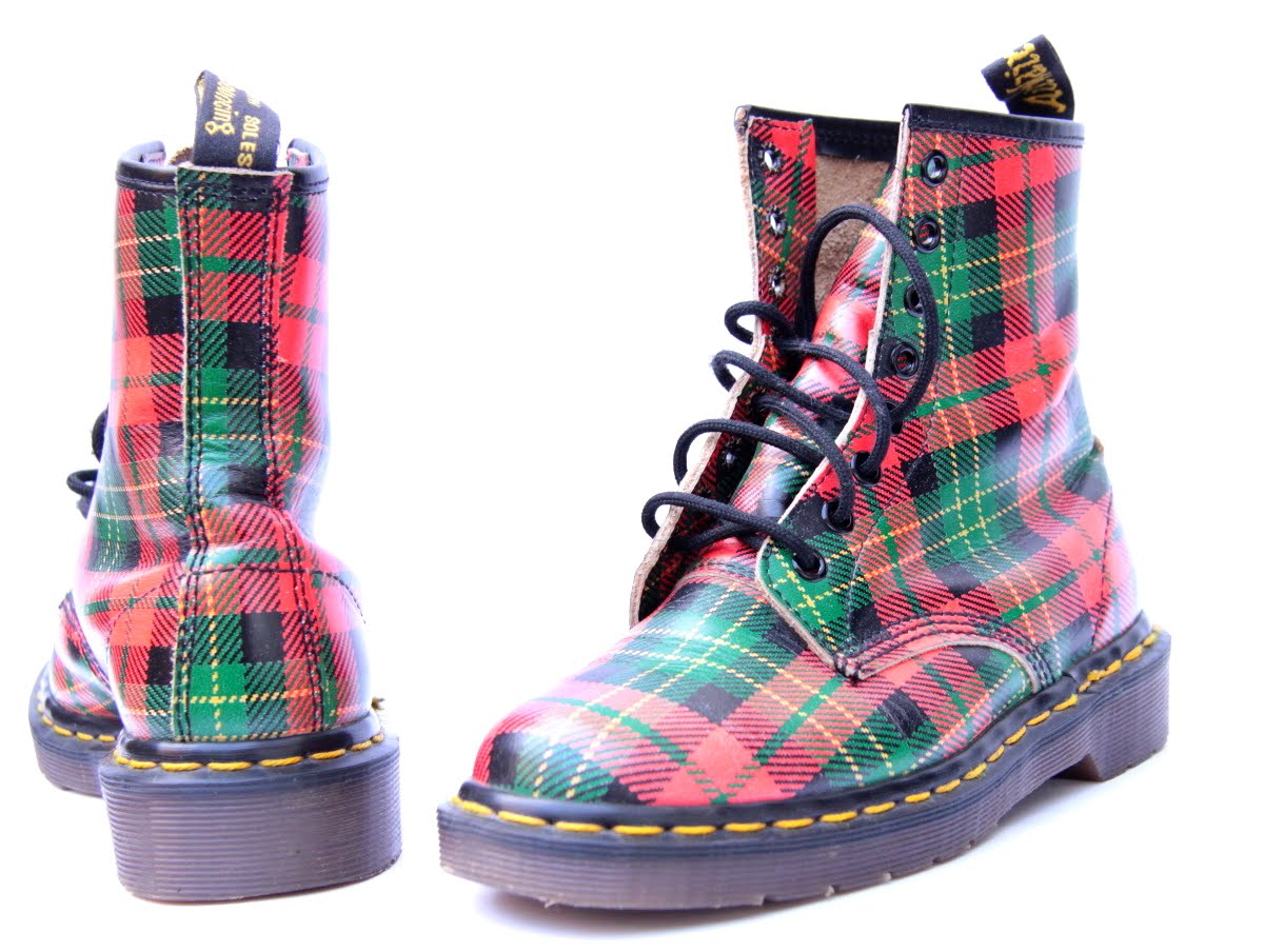 dr martens tartan canvas
